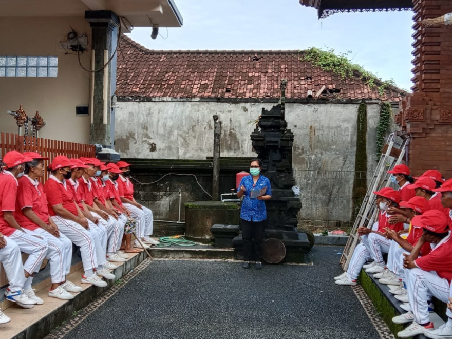 Kegiatan Posyandu Lansia di Banjar Delod Yeh