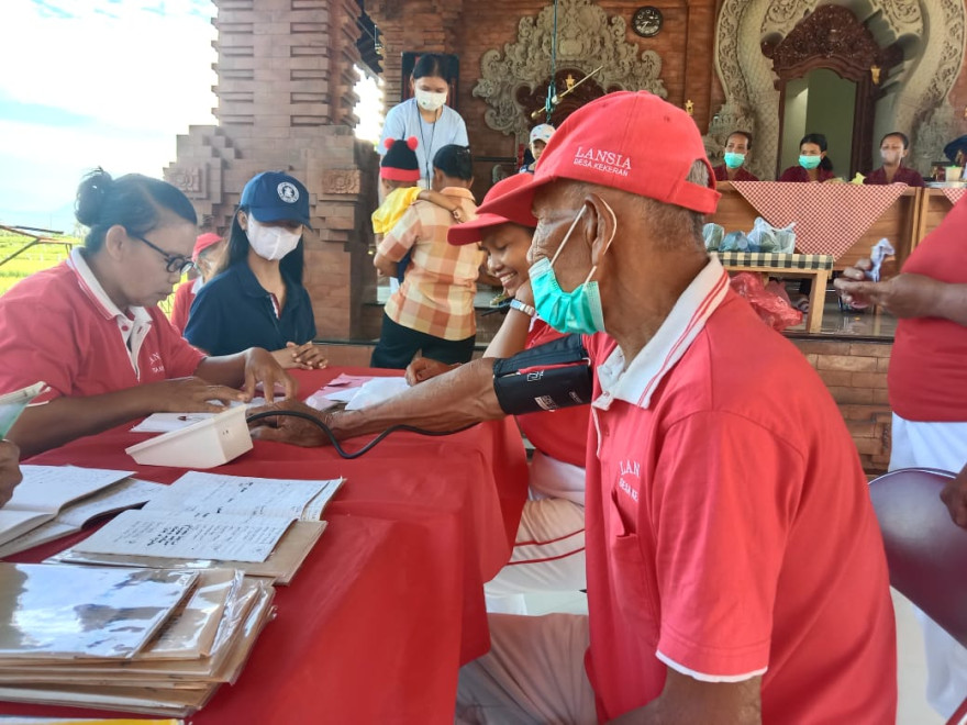 Kegiatan Posyandu Lansia di Banjar Delod Yeh Kekeran